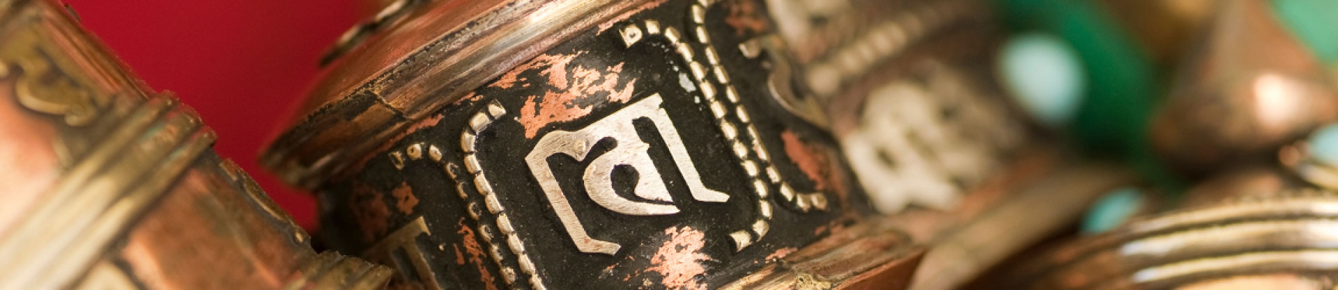 Phuentsholling 2N - Thimphu 2N - Wangdue or Punakha 1N - Paro 2N